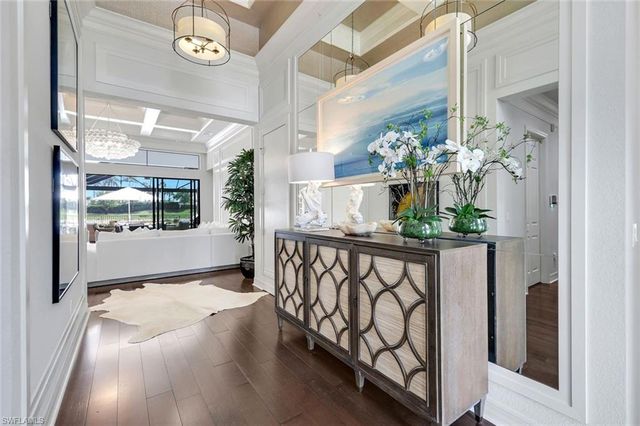 4056 Nova LN, Naples, FL 34119