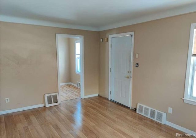 20012 Binder Street, Detroit, MI 48234