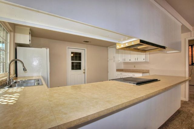 4402 White Oak Ct, Rocklin, CA 95677