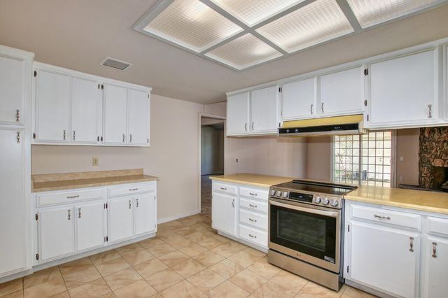 4402 White Oak Ct, Rocklin, CA 95677