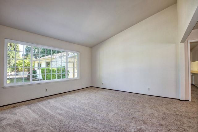 4402 White Oak Ct, Rocklin, CA 95677