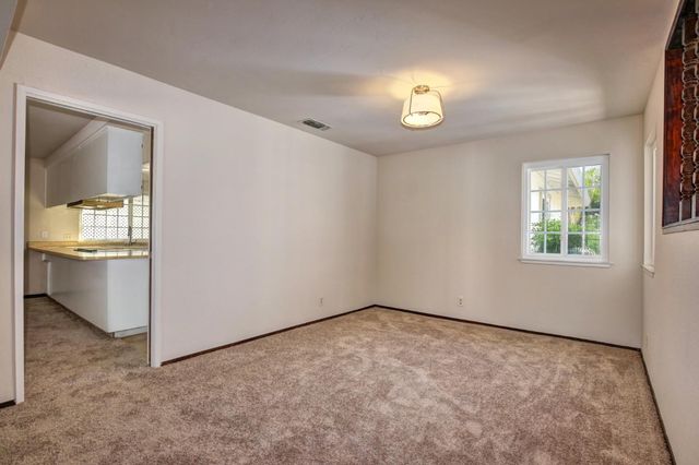 4402 White Oak Ct, Rocklin, CA 95677
