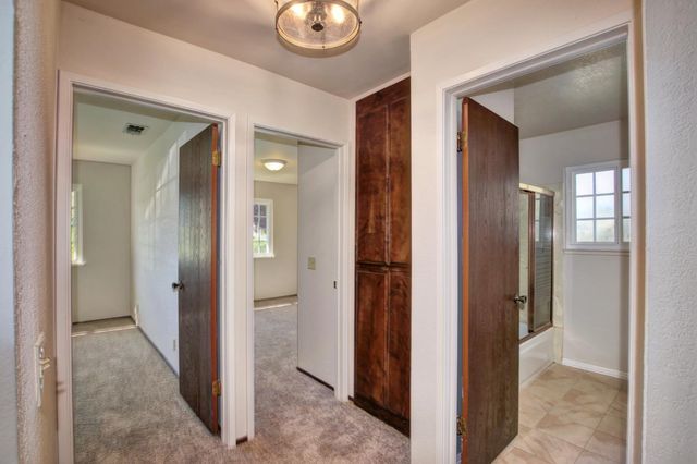 4402 White Oak Ct, Rocklin, CA 95677
