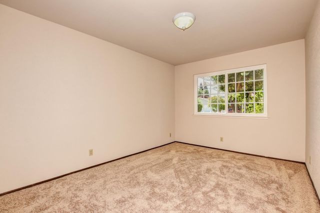 4402 White Oak Ct, Rocklin, CA 95677