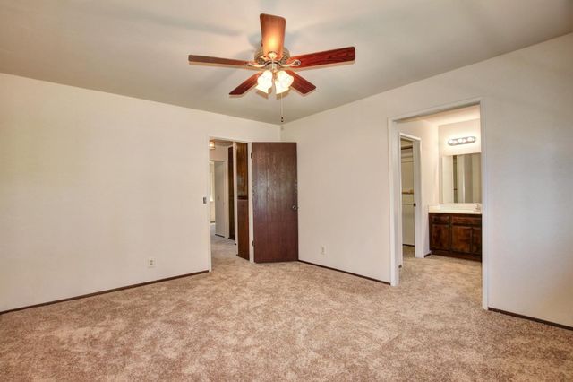 4402 White Oak Ct, Rocklin, CA 95677