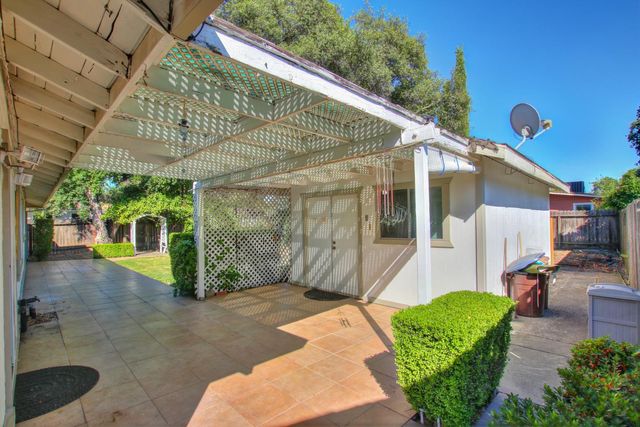 4402 White Oak Ct, Rocklin, CA 95677