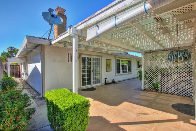4402 White Oak Ct, Rocklin, CA 95677
