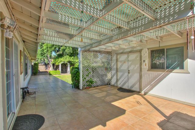 4402 White Oak Ct, Rocklin, CA 95677