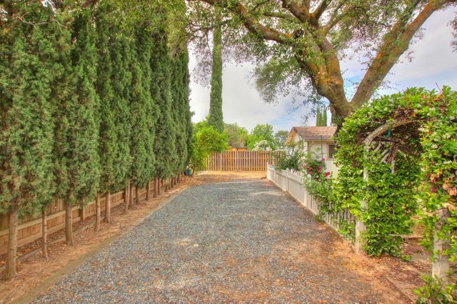 4402 White Oak Ct, Rocklin, CA 95677