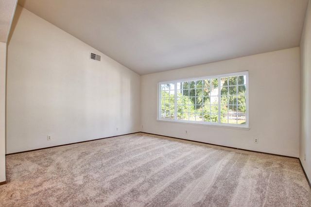4402 White Oak Ct, Rocklin, CA 95677