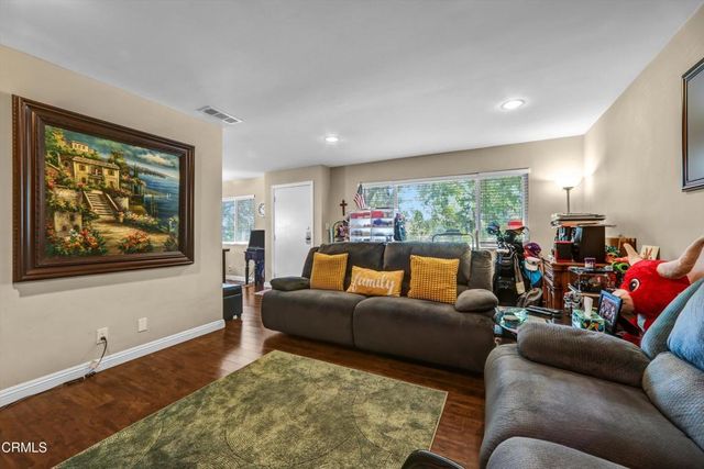 2519 2521 Altura Avenue, Montrose, CA 91020
