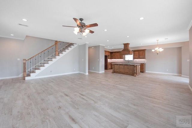 425 Jeanie Lynn St., Tiki Island, TX 77554