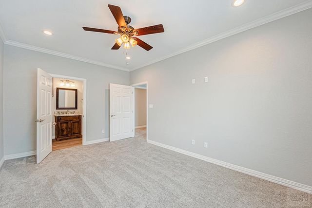 425 Jeanie Lynn St., Tiki Island, TX 77554