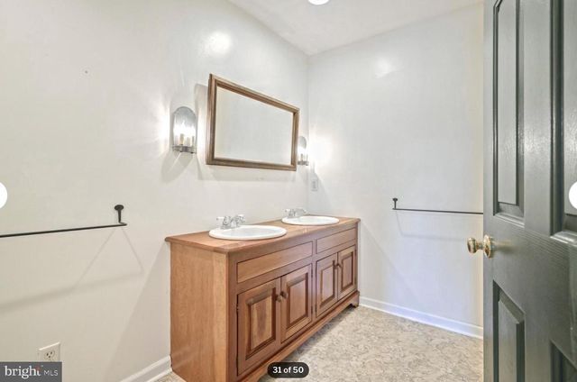 1520 HERRS RIDGE RD, Gettysburg, PA 17325