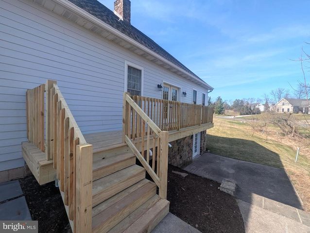 1520 HERRS RIDGE RD, Gettysburg, PA 17325