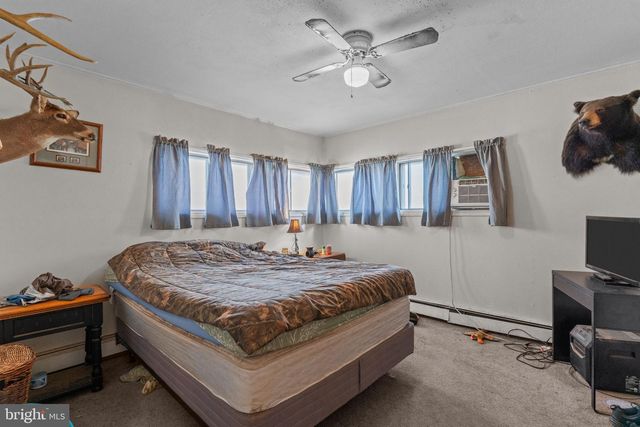 14 FOREST LANE, Levittown, PA 19055