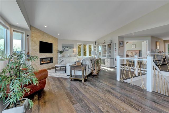 19784 Echo Blue Dr, Penn Valley, CA 95946