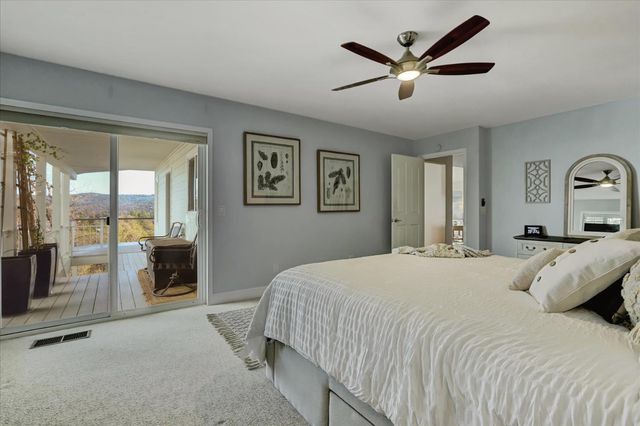 19784 Echo Blue Dr, Penn Valley, CA 95946