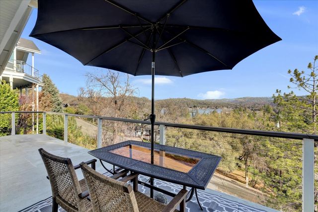 19784 Echo Blue Dr, Penn Valley, CA 95946