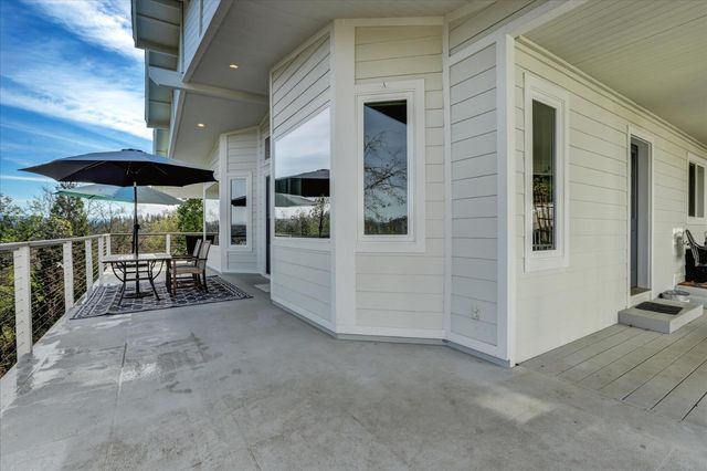 19784 Echo Blue Dr, Penn Valley, CA 95946