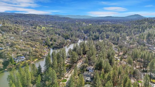 19784 Echo Blue Dr, Penn Valley, CA 95946