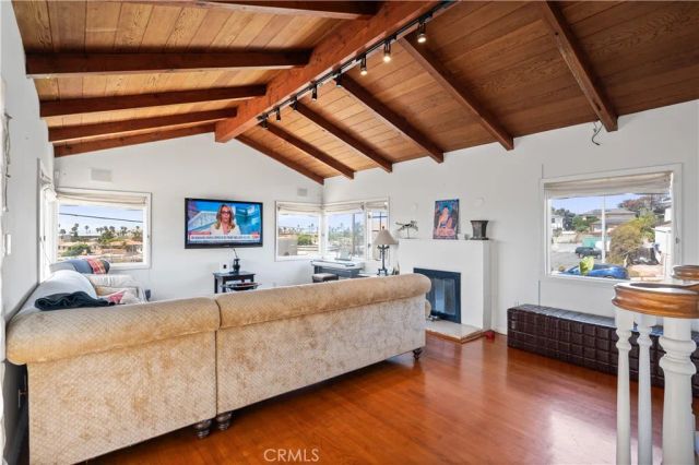 304 Avenue E, Redondo Beach, CA 90277