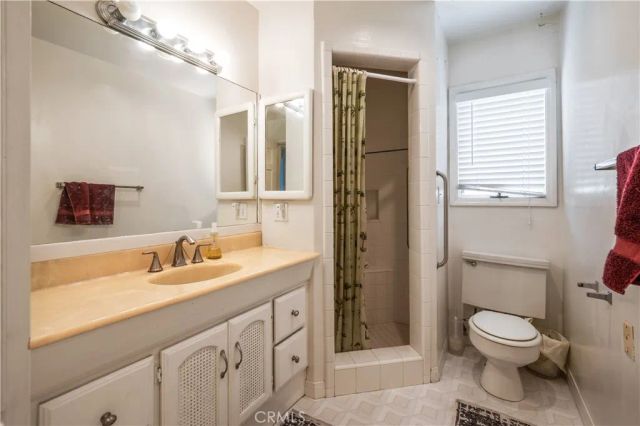 304 Avenue E, Redondo Beach, CA 90277