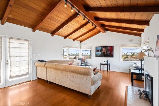 304 Avenue E, Redondo Beach, CA 90277