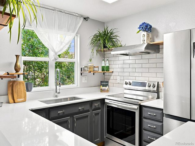 18278 E Flora Place C, Aurora, CO 80013