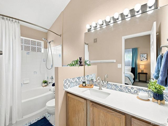 18278 E Flora Place C, Aurora, CO 80013