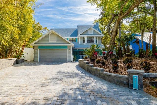 416 Ocean Dr, St Augustine, FL 32080