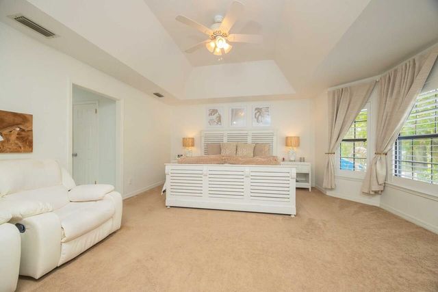 416 Ocean Dr, St Augustine, FL 32080