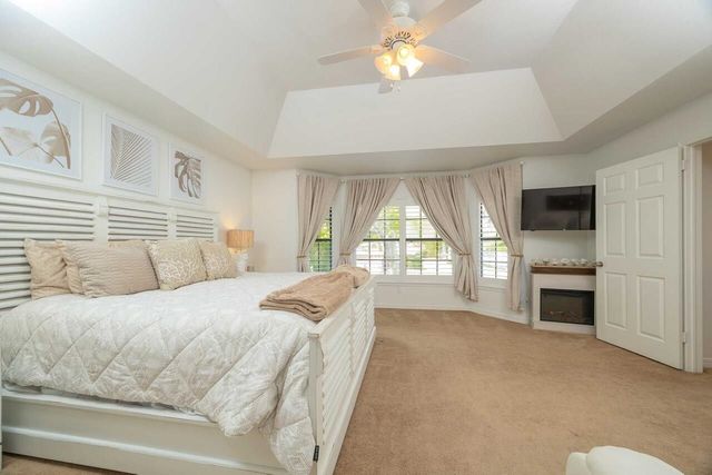 416 Ocean Dr, St Augustine, FL 32080