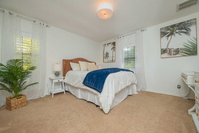 416 Ocean Dr, St Augustine, FL 32080