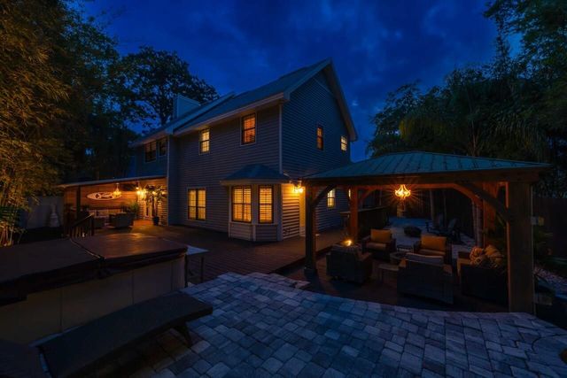 416 Ocean Dr, St Augustine, FL 32080