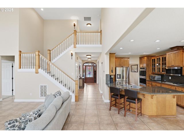 1650 Ne CHEHALEM Dr, Newberg, OR 97132