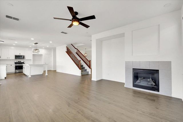 1413 Paddington Way, Plumas Lake, CA 95961