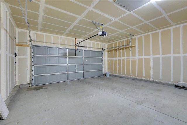 1413 Paddington Way, Plumas Lake, CA 95961