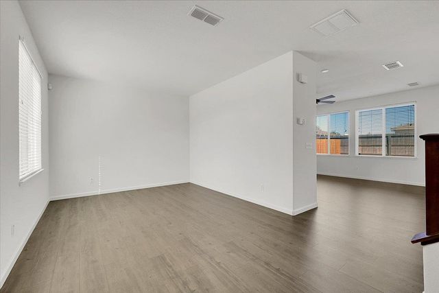 1413 Paddington Way, Plumas Lake, CA 95961