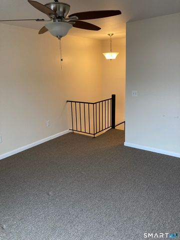 330 Short Beach Road APT G10, East Haven, CT 06512