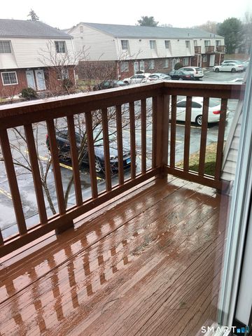 330 Short Beach Road APT G10, East Haven, CT 06512