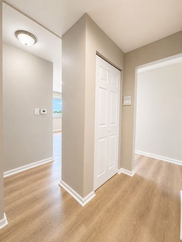 2301 Beau Monde Lane 406, Lisle, IL 60532