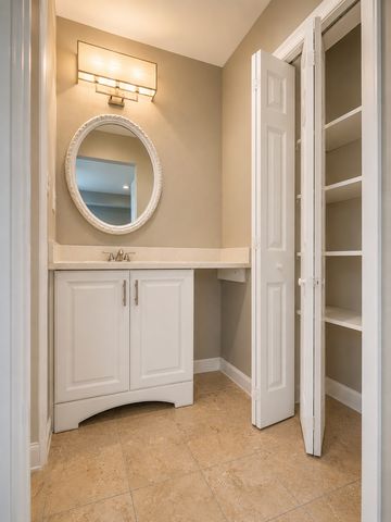 2301 Beau Monde Lane 406, Lisle, IL 60532