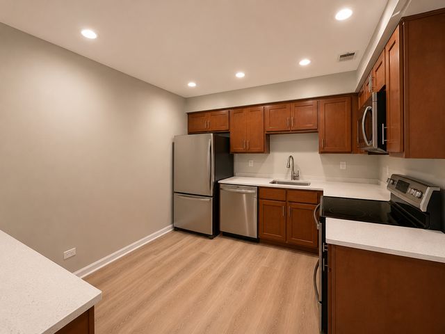 2301 Beau Monde Lane 406, Lisle, IL 60532