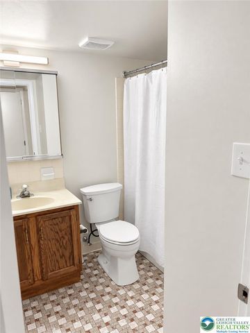 2677 Rolling Green Drive 677, Macungie Boro, PA 18062