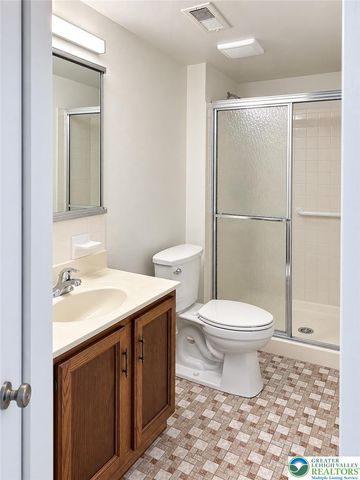 2677 Rolling Green Drive 677, Macungie Boro, PA 18062