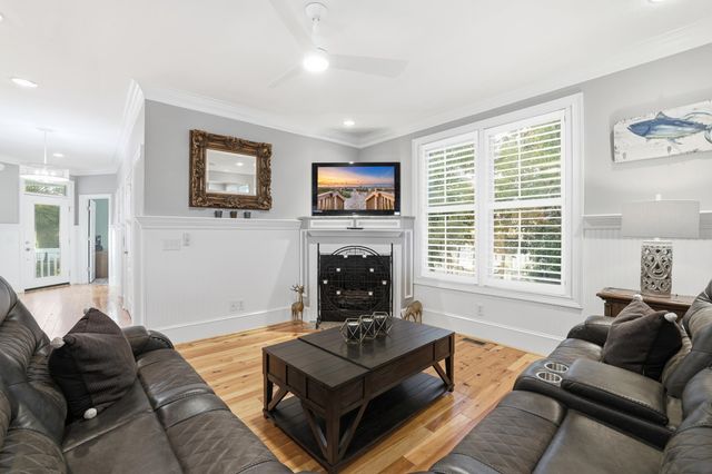 17 Trigger Fish Ln., Murrells Inlet, SC 29576