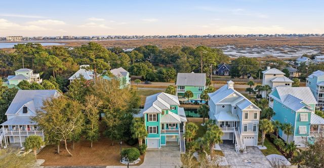 17 Trigger Fish Ln., Murrells Inlet, SC 29576