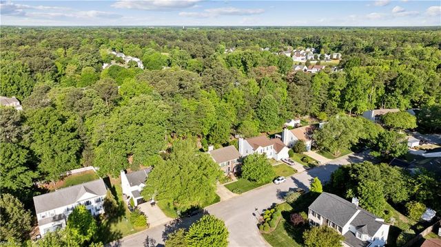 222 Silver Fox TRCE, Yorktown, VA 23693