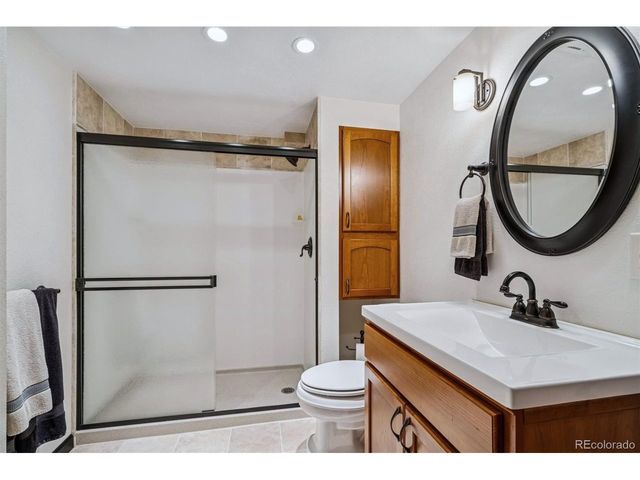 9461 W Baltic Ct, Lakewood, CO 80227